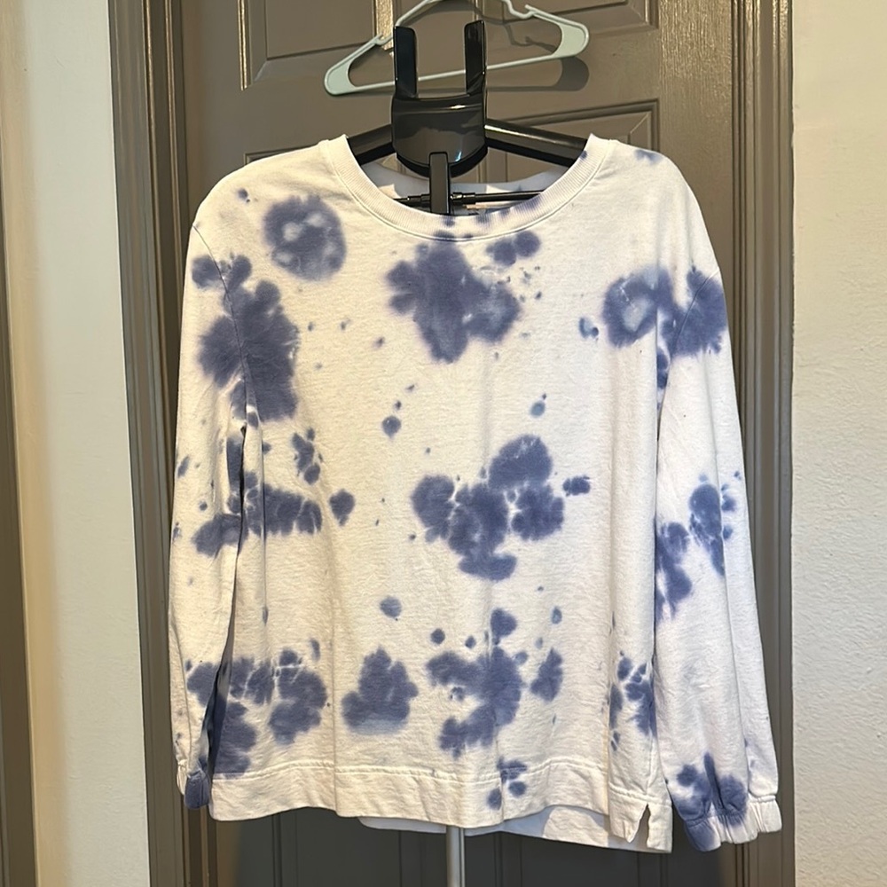 Blue Tie-Dye Long Sleeve Shirt